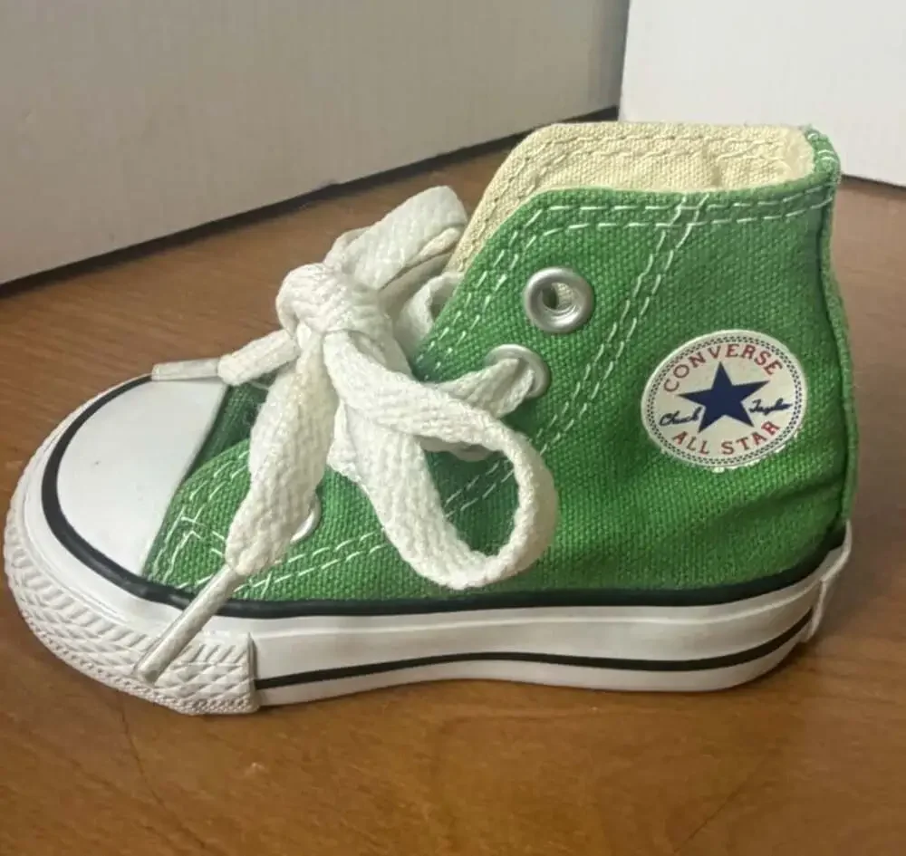CONVERSE CHUCK TAYLOR ALL STAR HIGH TOP INFANT/TODDLER SHOES Size 2